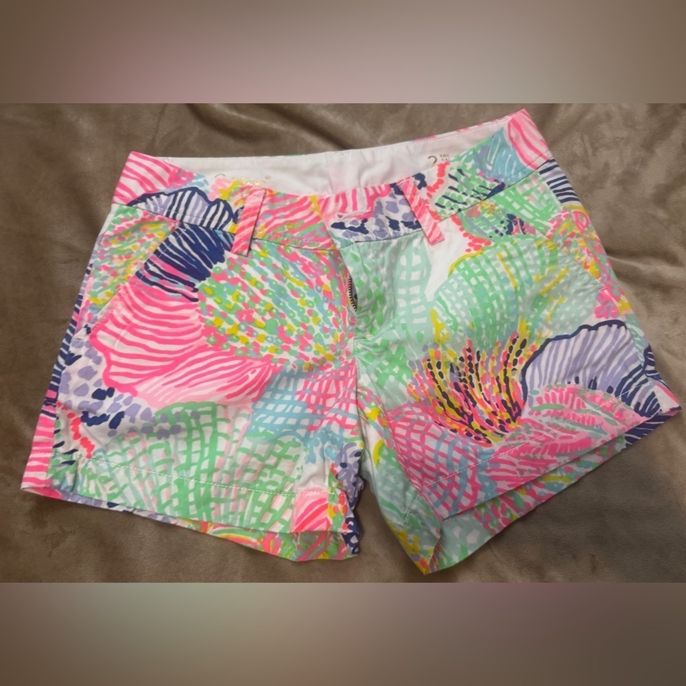 Lilly Pulitzer Size 2 Callahan Sort Bright floral print